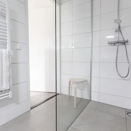 68 Op Recreatiepark De Wielen *