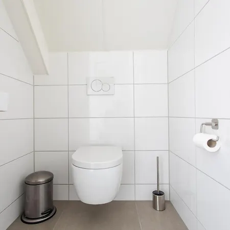 Villa 68 Op Recreatiepark De Wielen