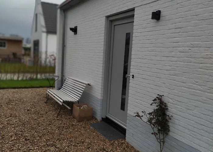 68 Op Recreatiepark De Wielen Villa