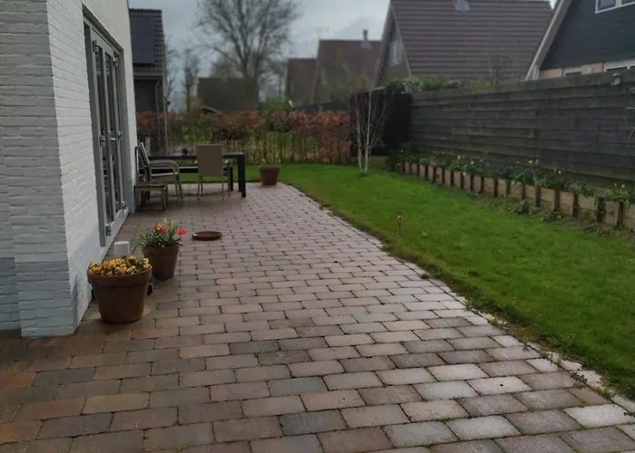 68 Op Recreatiepark De Wielen * Sint Maarten