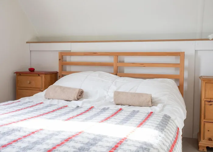 68 Op Recreatiepark De Wielen Villa *