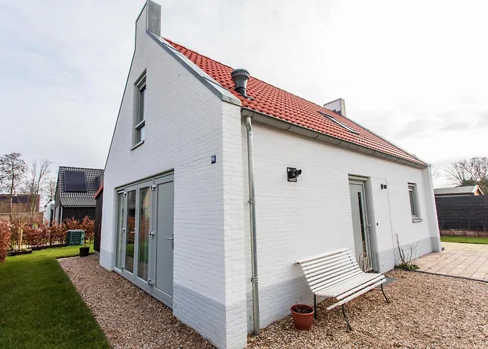 Villa 68 Op Recreatiepark De Wielen Sint Maarten